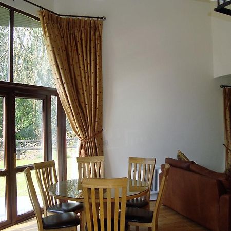 Lough Rynn Self Catering Villa Mohill Exterior photo