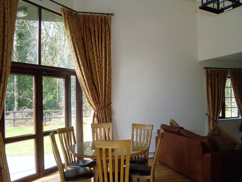 Lough Rynn Self Catering Villa Mohill Exterior photo